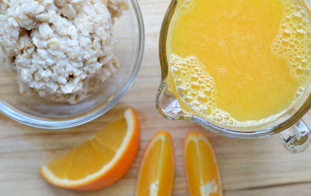 Beber este licuado entre 30 y 45 minutos antes de ir al gimnasio permite que los nutrientes sean aceptados por el cuerpo en el momento justo.