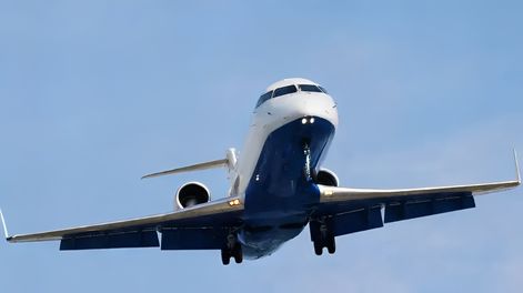 Presentan una nueva aerolínea que apuesta a vuelos regionales en el país