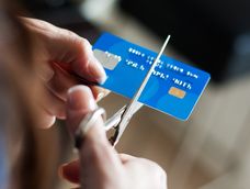 las tarjetas de plastico ya vencidas no las tires, tenes un tesoro en casa: la mejor forma de reutilizarlas las tarjetas de plastico ya vencidas no las tires, tenes un tesoro en casa: la mejor forma de reutilizarlas