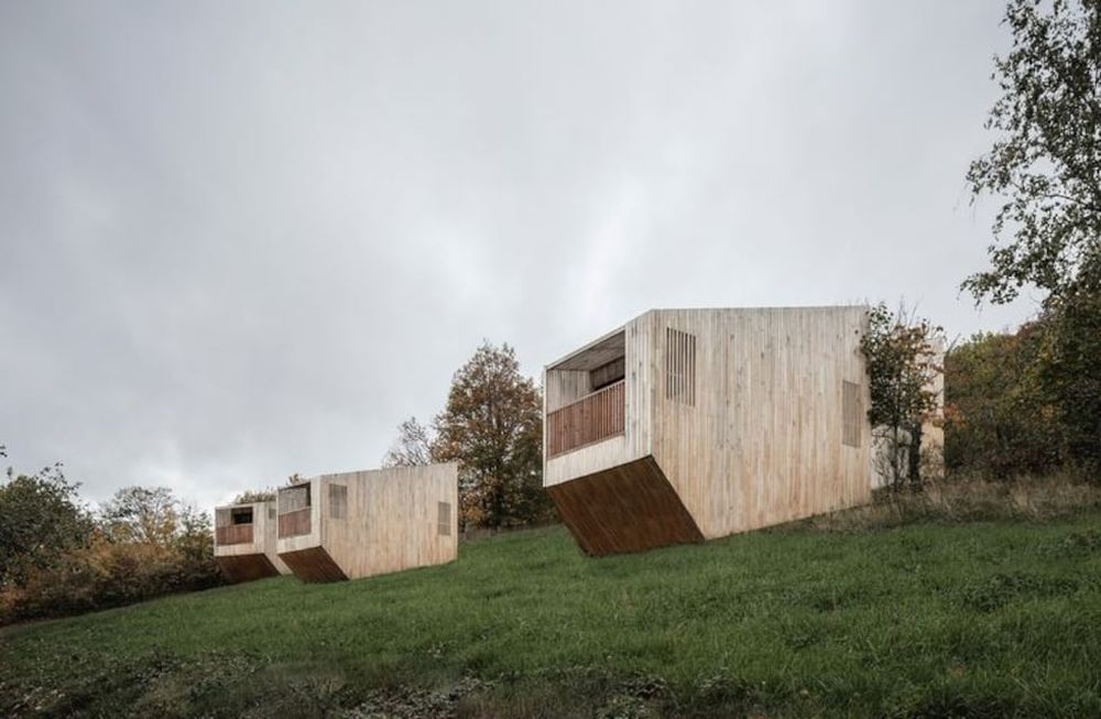 El mejor lugar para vacacionar: Un eco-hotel de minicasas en medio de la naturaleza