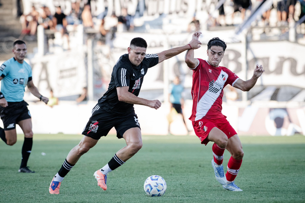 Dep. Maipú vs Dep. Riestra