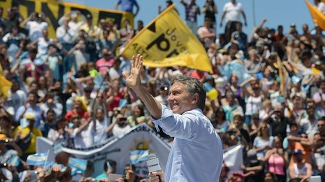 Las PASO sin uso aceleran la polarización - Por Edgardo R. Moreno