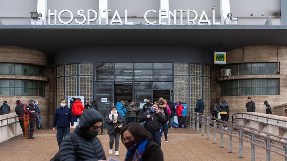 Con 39.478 casos confirmados hasta el viernes, el Gran Mendoza tenía ocupadas 85,96% de las camas UTI para Covid-19 Foto: Ignacio Blanco / Los Andes