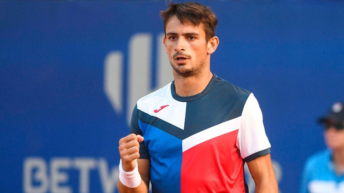 Mariano Navone estuvo sólido en Rumania y ganó su primer título ATP