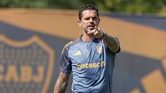 Fernando Gago planea cambios para el partido de Boca ante Defensa