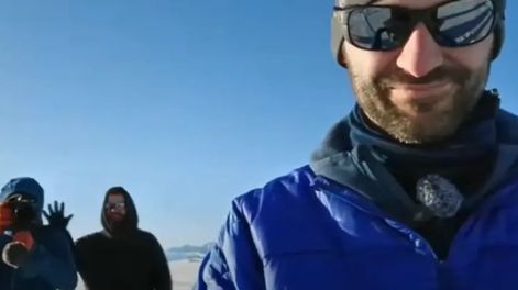 Los Andes | Terraplanistas viajaron a la Antártida para comprobar su teoría.