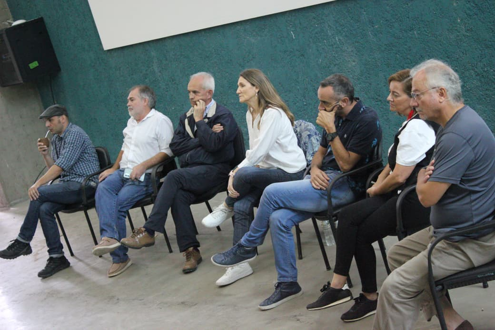 Surgieron como eventuales precandidatas/os del espacio: Adriana García y Adolfo “Toti” Cueto por la Facultad de Filosofía y Letras, referentes históricos de la universidad; también estuvieron Javier Ozollo, Fernanda Bernabé, Juan Carlos Aguiló y Manuel Cuervo por la Facultad Ciencias Políticas y por la Facultad de Ciencias Exactas y Naturales, Damián Berridy.