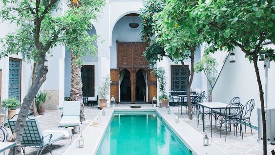 ¿Cuánto cuesta poner a punto tu pileta, jardín o quincho para el verano?