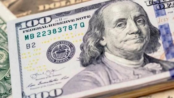 El dólar oficial sigue el camino de un muy lento aumento desde la devaluación llevada adelante por el Gobierno después de las PASO el 14 de agosto.