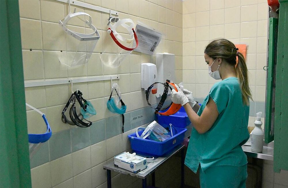 Buscan aumentar la cantidad de cirugías de tipo ambulatorias con el regreso de los anestesistas a los quirófanos. Foto: Orlando Pelichotti / Los Andes
