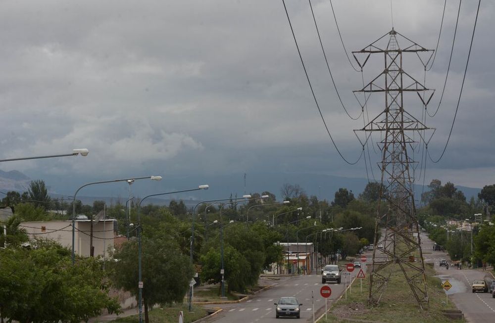 Pronóstico del tiempo: anticipan un jueves fresco y nublado en Mendoza.