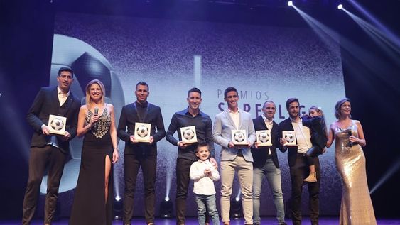 Esteban Andrada fue elegido como el mejor arquero de la Superliga