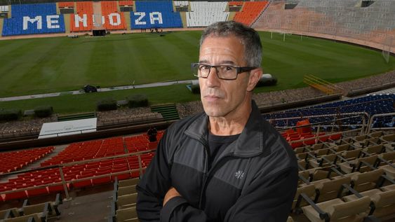 Alejandro Benito, es optimista, pero precisó que necesita más colaboración por parte de la gente del boxeo. Foto: Orlando Pelichotti / Los Andes