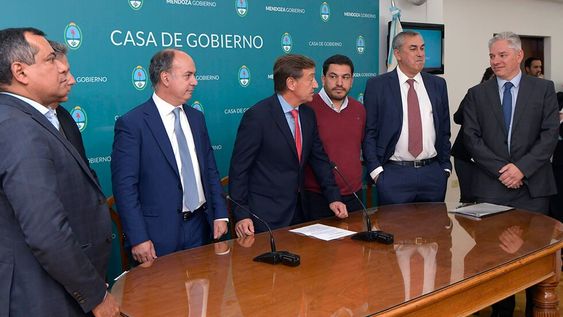 El 12 de setiembre el Gobierno Provincial firmó el acuerdo por Potasio Rio Colorado con inversores para reactivar la mina Potasio Río Colorado, ubicada en Malargüe.Foto: Orlando Pelichotti