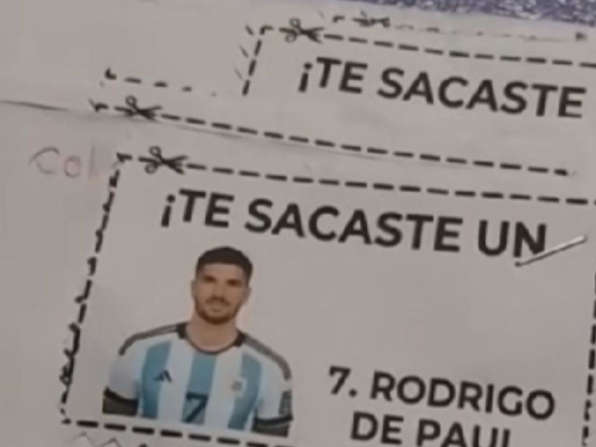 Viral en TikTok: cambió las notas por jugadores de la Selección Argentina y revolucionó a sus alumnos.