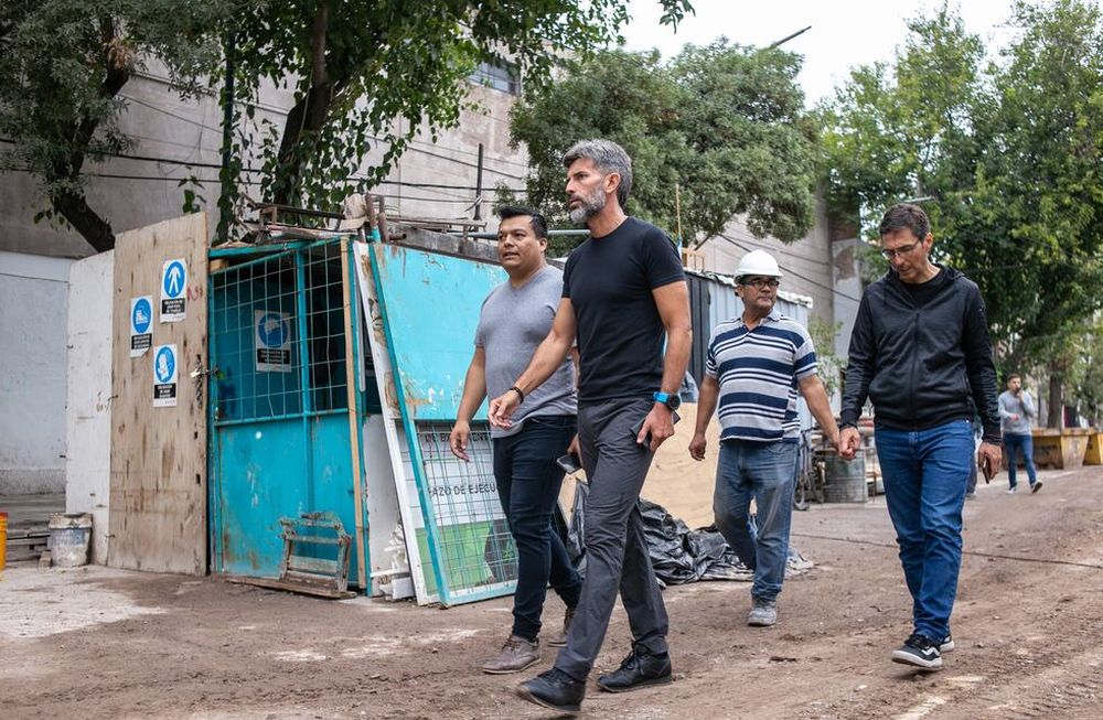Continúa la construcción del boulevard Strassera en avenida Mitre
