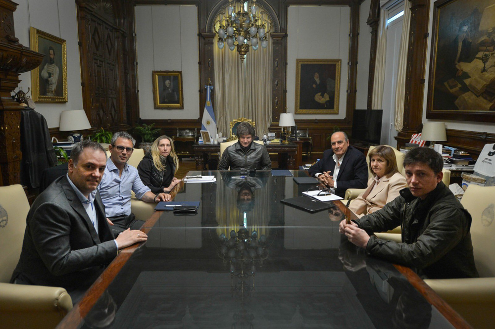 La Mesa Política Nacional liderada por el presidente Javier Milei: mismos nombres y figuras