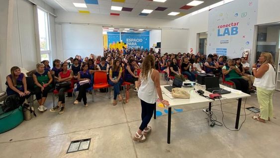 Personal de Godoy Cruz se capacitó de cara al inicio de clases en los jardines maternales