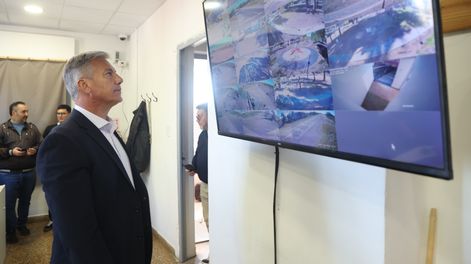 Brindar seguridad en las escuelas es invertir en educación: Molero impulsa cámaras en todos los establecimientos de Alvear