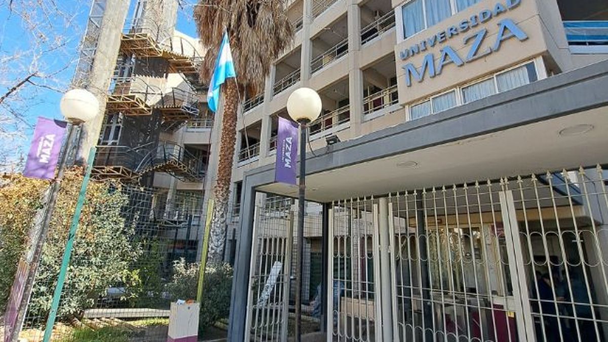 La Universidad Maza celebra 66 años de historia