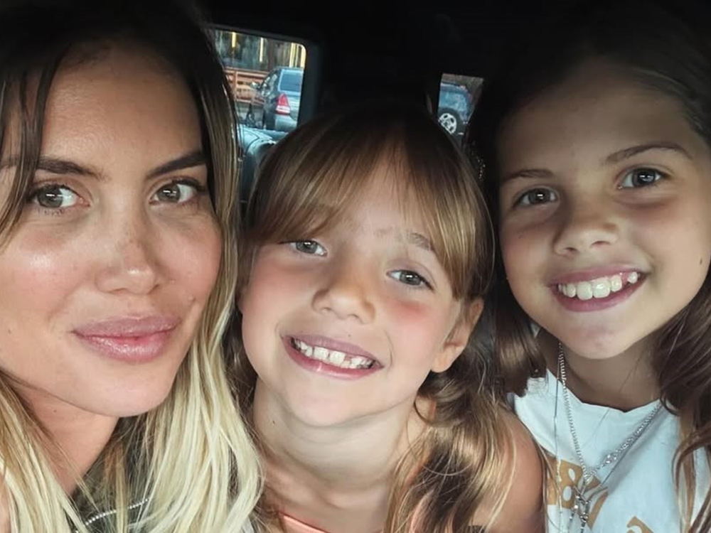 Wanda Nara con Francesca e Isabella Icardi.