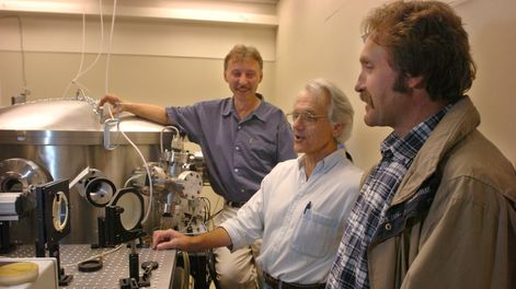 Nobel de Física a tres investigadores por avances en tecnología láser