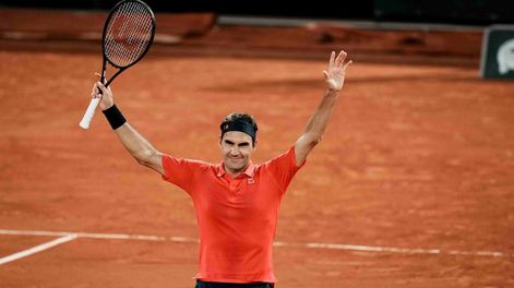 Roger Federer renunció a jugar los octavos de final de Roland Garros. (AP)