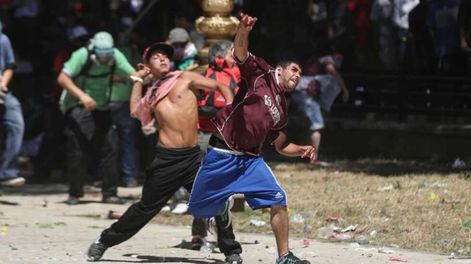 Democracia versus República - Por Luis Ojea