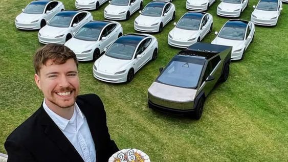 El reconocido youtuber cumple 26 años y regalará 25 Teslas Model 3 y un Cybertruck 2024, el modelo futurista inspirado en Blade Runner que cuenta con carrocería de acero inoxidable. Foto: Mr Beast / Instagram.