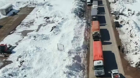 paso cristo redentor: ingresaron desde chile 1.580 camiones y manana habilitan para todo tipo de vehiculos
