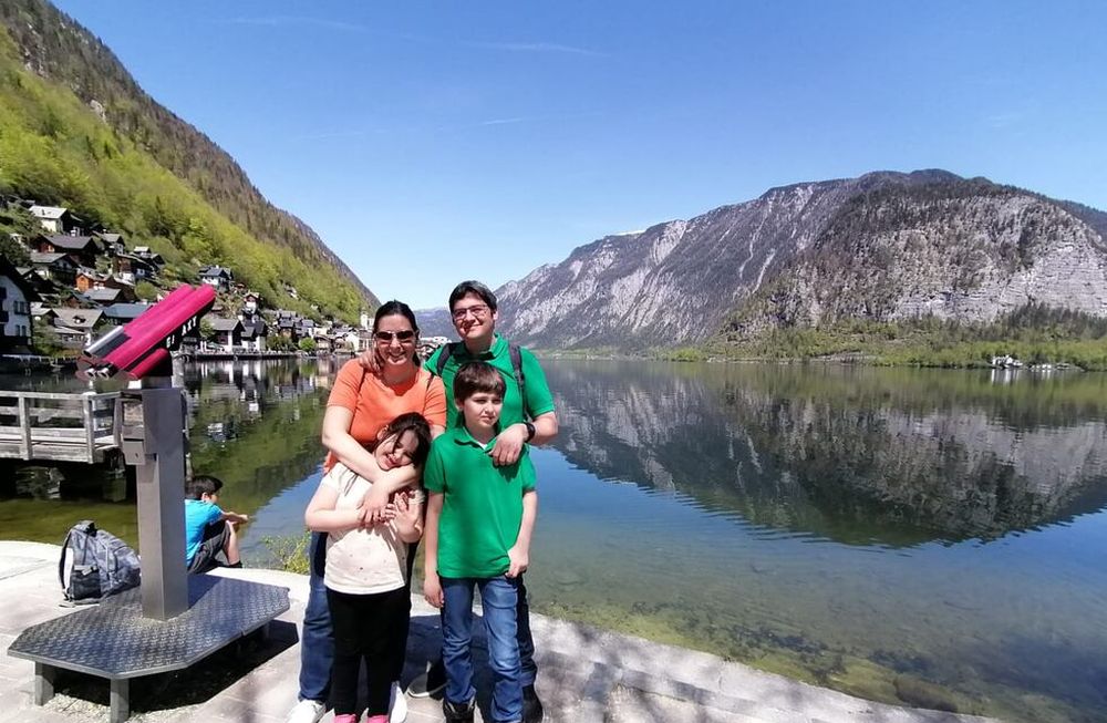 Roxana Martínez se fue a vivir a Austria y, en plena pandemia, lanzó una plataforma de educación virtual y centrada en la enseñanza de oficios cortos y simples. Foto: Gentileza Roxana Martínez.