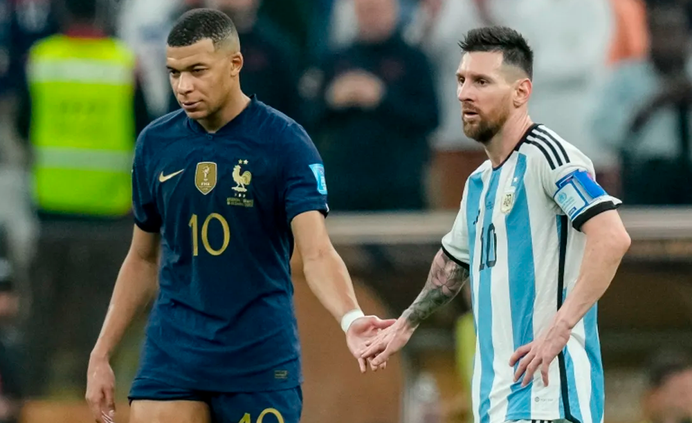 Kylian Mbappé se llevó la&nbsp;Bota de Oro al máximo goleador de la Copa Mundial de Fútbol con 8 goles. Foto: La República.