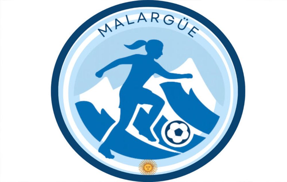 El escudo del equipo mendocino, bajo el nombre del departamento de Malargüe.&nbsp;