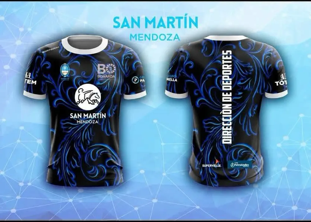 La Municipalidad de San Martín decidió hacer una imitación de la camiseta alternativa de la Selección Nacional para su Maratón Bonarda.