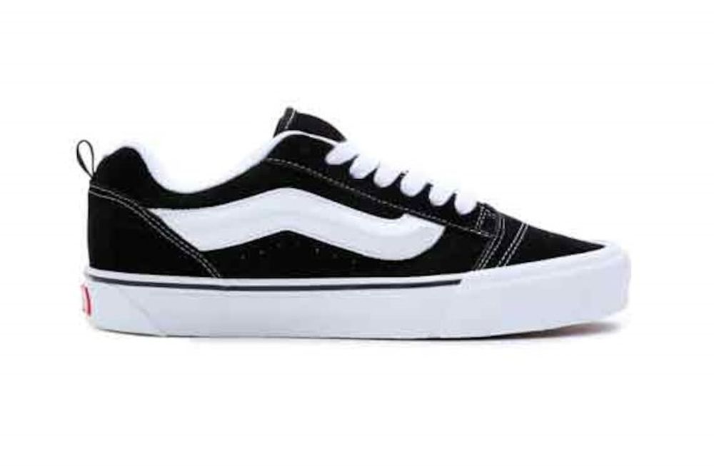 Una influencer fue a comprar las nuevas Vans y tuvo que esperar una hora y media por la cantidad de clientes. Foto Captura: TikTok / @ccamibb