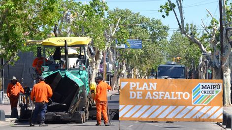 Maipú acelera su Plan Integral de Asfalto: más de 250 cuadras renovadas y un avance del 60%
