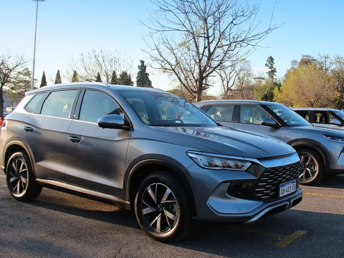 Atención choferes de apps, taxis y repartidores: lanzan créditos de hasta $28 millones para renovar vehículos