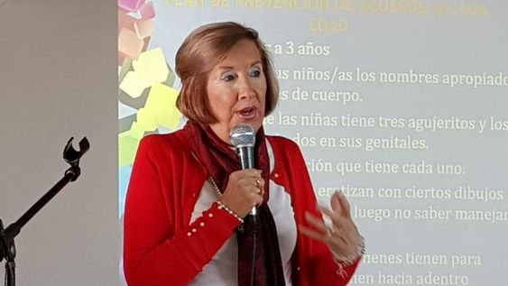 Dolor por la muerte de María Alejandrina Román de Giro, pionera en la lucha contra el abuso infantil.
