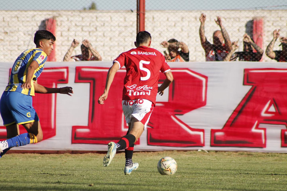 Hurrikan Las Heras - United Youth, von Federal A