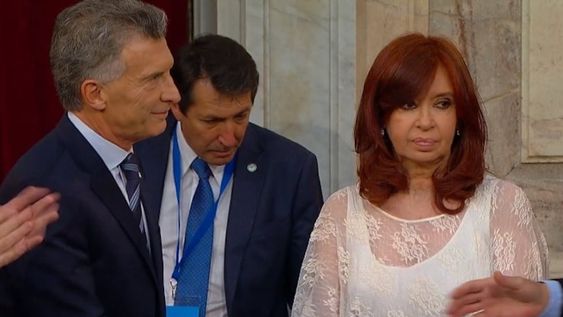 En su libro, Macri recupera cómo vivió el traspaso de mando en 2019
