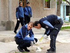 Asesinaron a un hombre en el barrio La Gloria, mientras jugaba al truco con amigos.