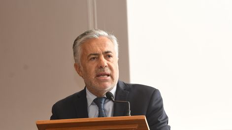 El gobernador Alfredo Cornejo deberá designar un nuevo vocal en el Tribunal de Cuentas. Archivo