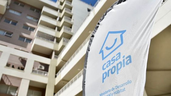 El sorteo para acceder a viviendas en los Desarrollos Urbanísticos de Procrear debía realizarse ayer, pero se postergó. Foto: Procrear / Redes
