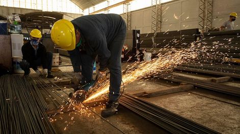 Los Andes | Las manufacturas locales muestran un crecimiento desde la reactivación económica tras los meses más duros de la pandemia, pero, entre muchos problemas, hay dos que destacan: las trabas a las importaciones y el acceso al financiamiento. / Foto: Ignacio Bla