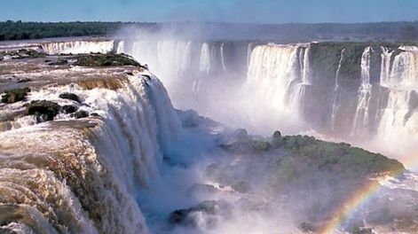 Soñar con las cataratas - Por Jorge Sosa