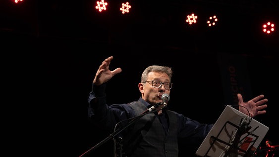 Sergio Coco Gras. El locutor le pondrá su voz a textos de diversos autores y todo se completará con la música del ensamble MendozArts.