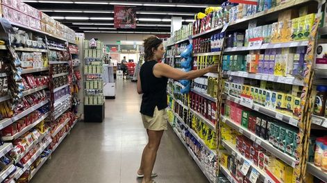 Encontrar precios es el desafío cotidiano frente a la inflación.