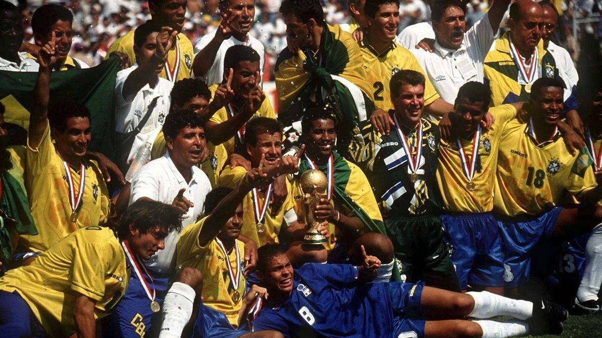 Exdefensor de la Selección brasileña es detenido e