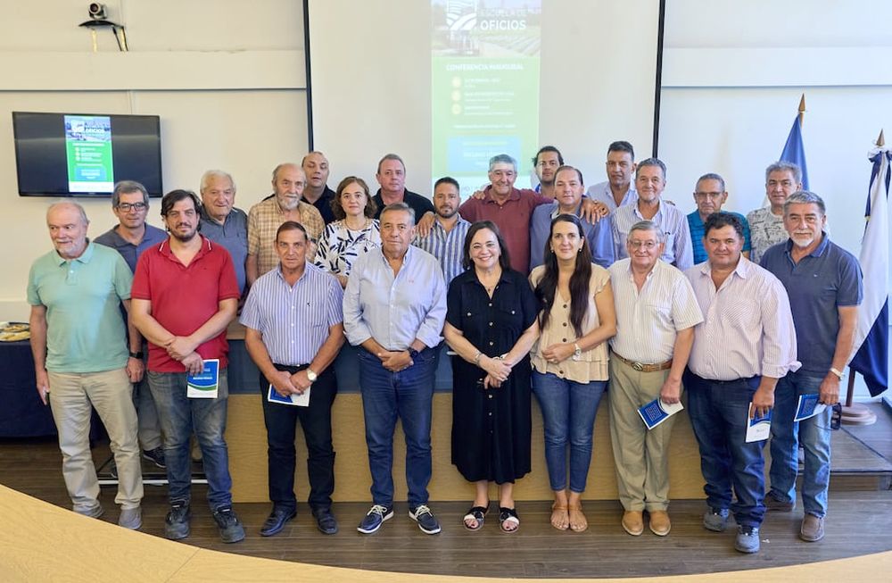 Curso para Inspectores/as de Cauce y Tomeros/as, de Irrigación y la Facultad de Ciencias Agrarias
