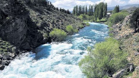El agua en Mendoza, se ha recopilado su historia.
